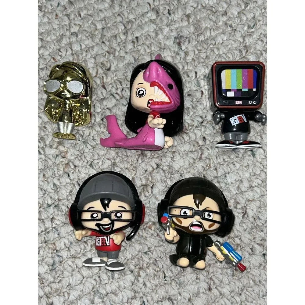 Bonkers Toy Fgteev Mini Action Figures Rare & Retired Collectible Toys Set Of‎ 5